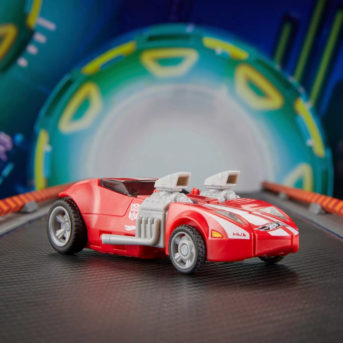 Transformers Collaborative Hot Wheels Twin Mill (Red) Action Figure