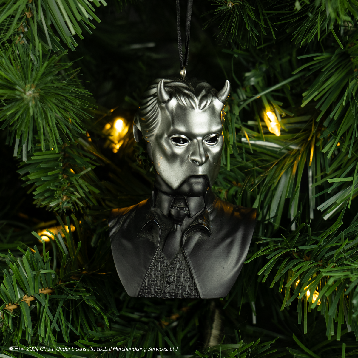 Holiday Horrors - Ghost - Nameless Ghoul Ornament