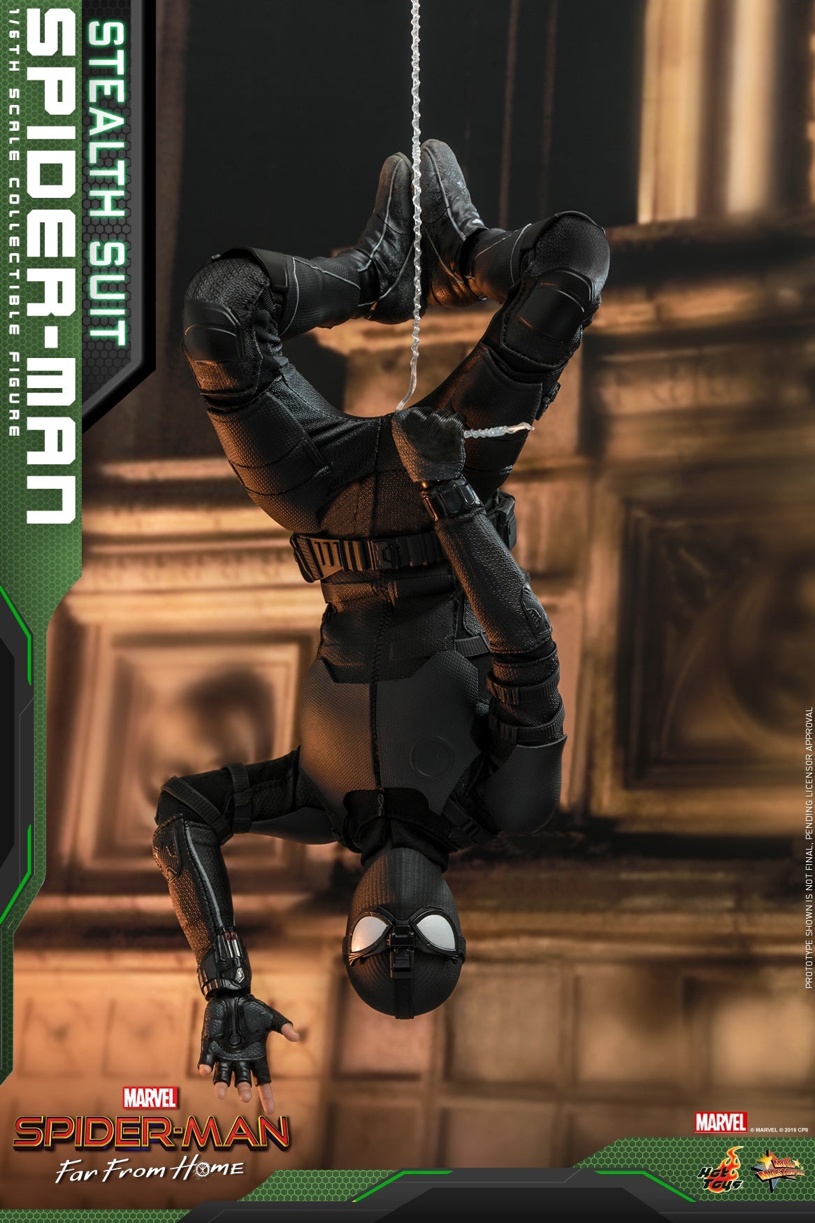 Hot Toys Spider-Man (Stealth Suit) 1/6 Scale Action Figure